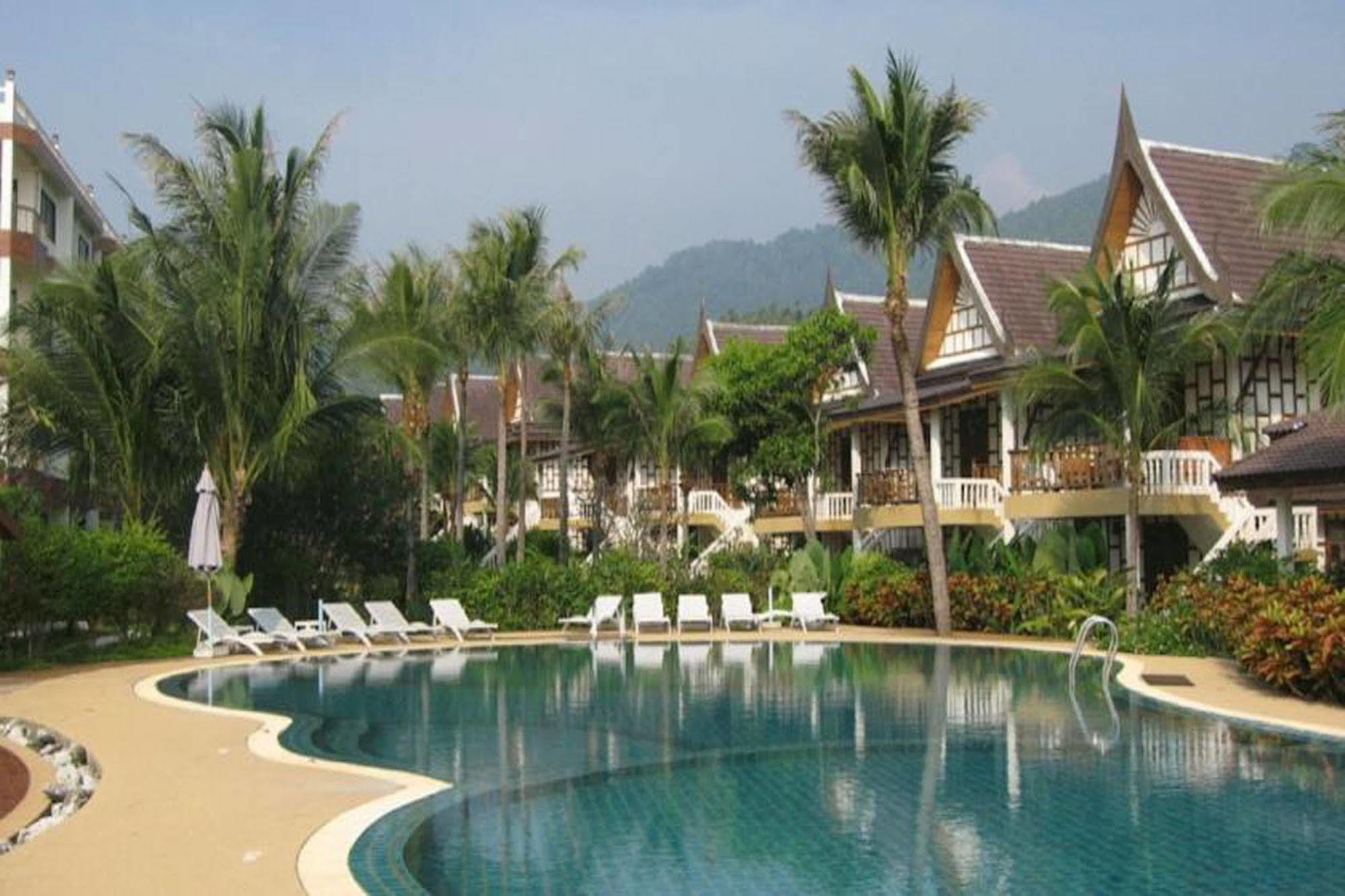 Thai Ayodhya Villa And Spa 拉迈海滩 外观 照片